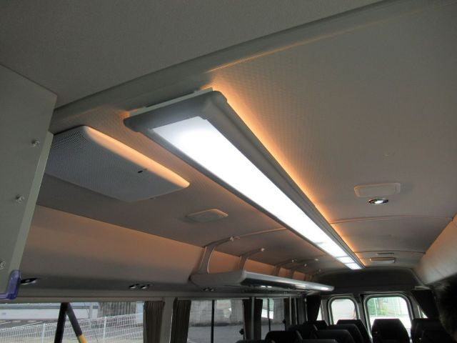 linelight_1.jpg